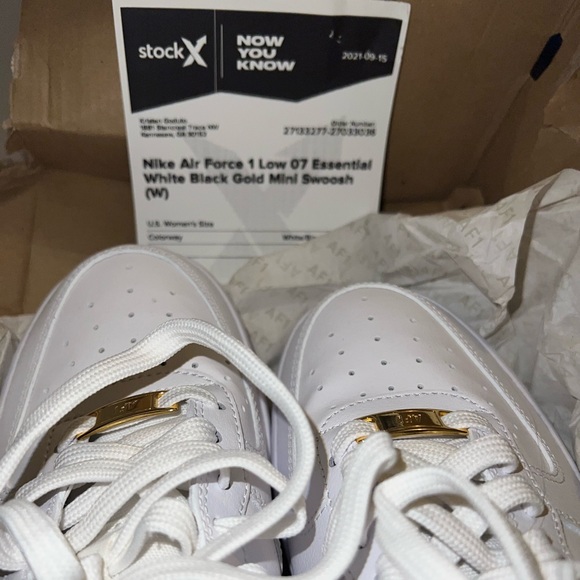 STOCK X: Nike Low Air Force 1 - Black White Gold Mini Swoosh - Picture 4 of 4